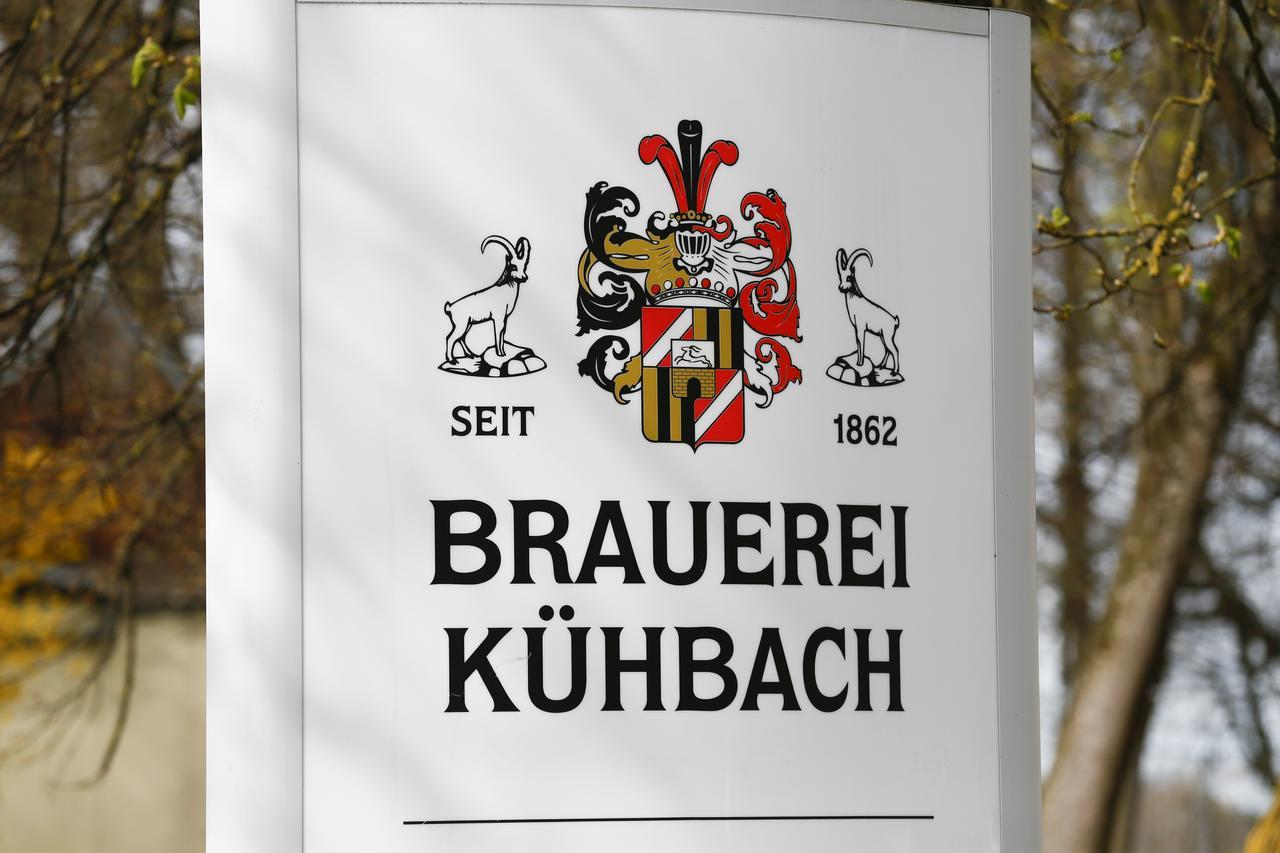 Hotel Zur Schloss-Schmiede Kuhbach  エクステリア 写真