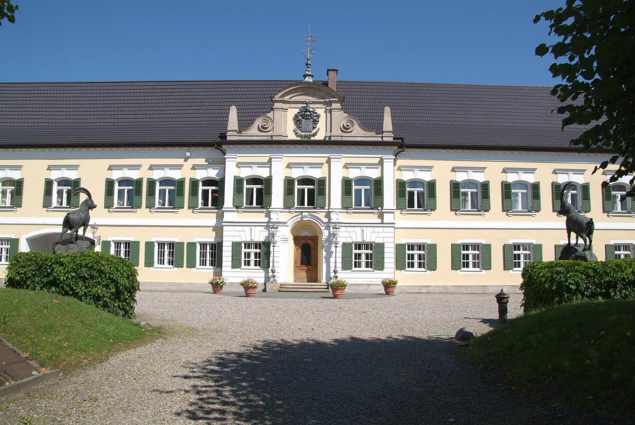 Hotel Zur Schloss-Schmiede Kuhbach  エクステリア 写真